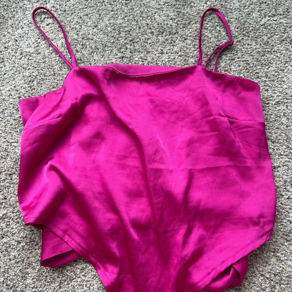 pink tank